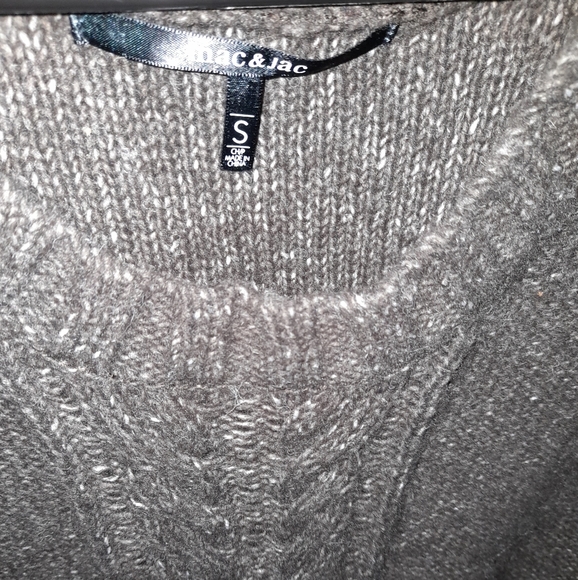Mac & Jack brown Knit top. - Picture 5 of 16